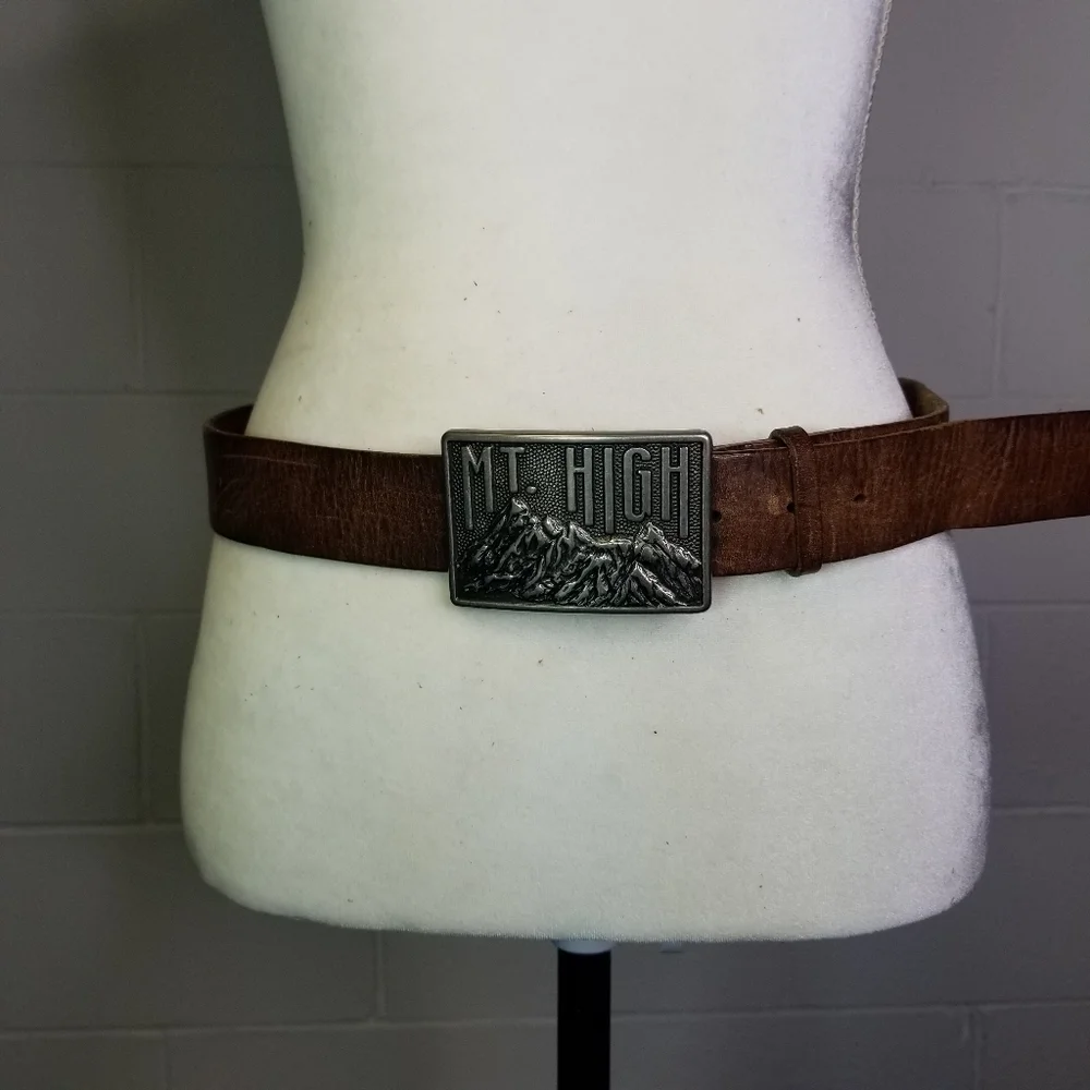 Vtg Mt High buckle brown leather belt